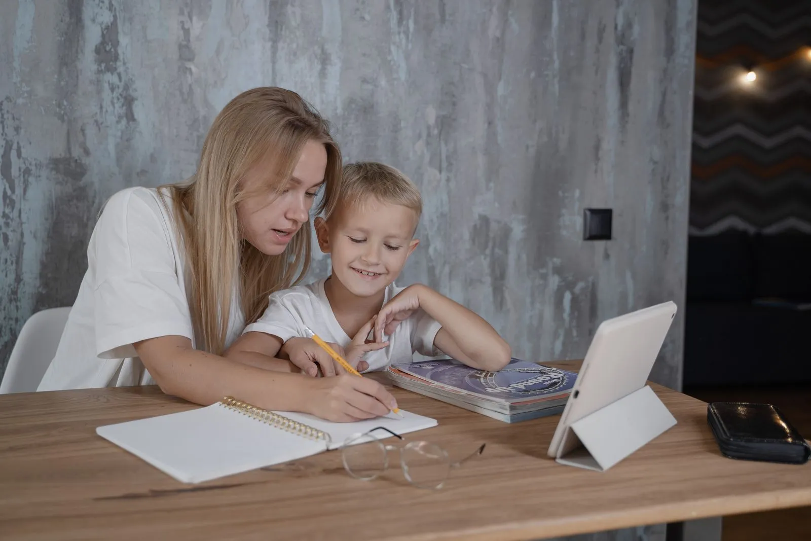 Signs Your Child May Need Reading Support